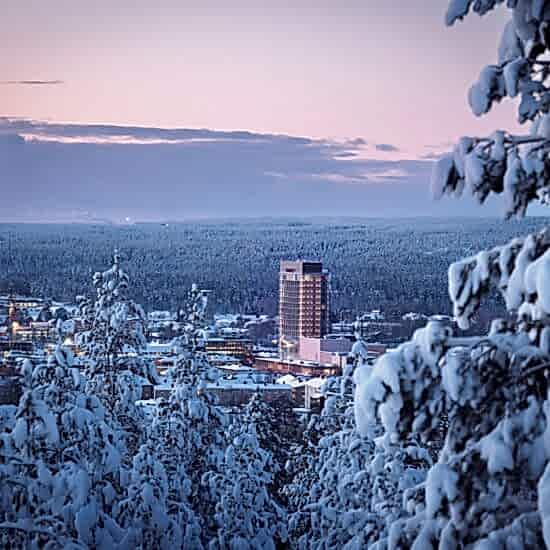 Skellefteå - Sara Kulturhus i vinterskrud